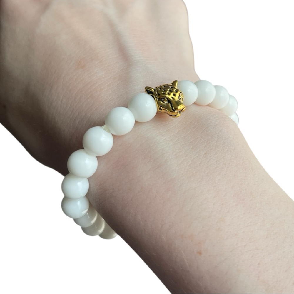 White Agate Leopard Charm Bracelet
